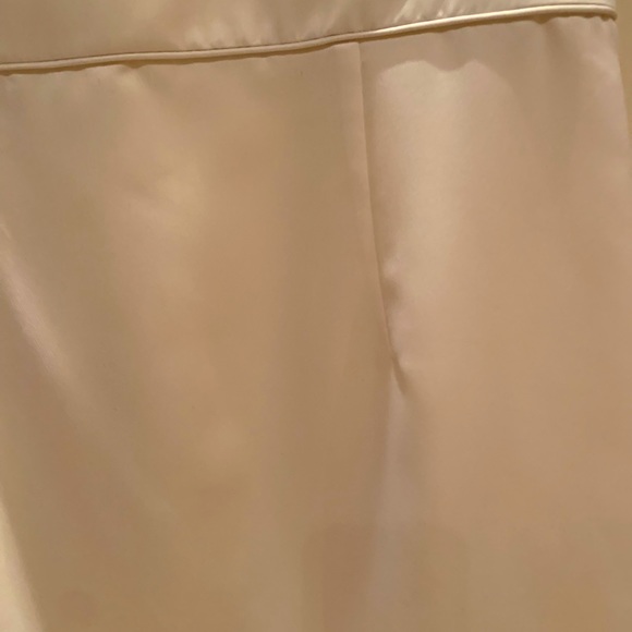 Brand new Jone New York dress in cream color with silver threads . Size : 14 - Picture 12 of 16